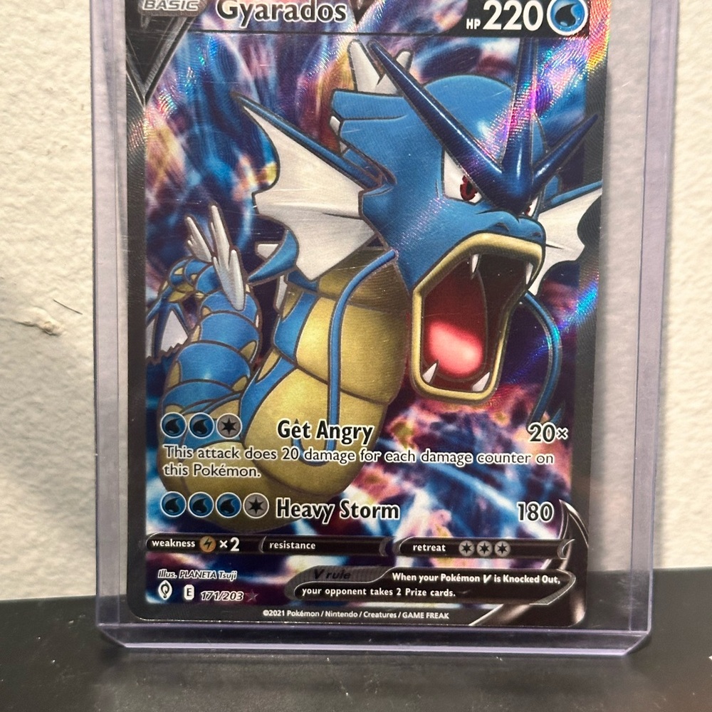 Gyarados Pokémon Card Full Art